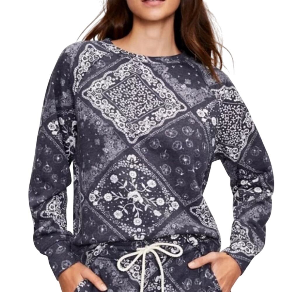 Lou & Grey Bandana Print Terrycloth Sweatshirt Size Small Crewneck Americana